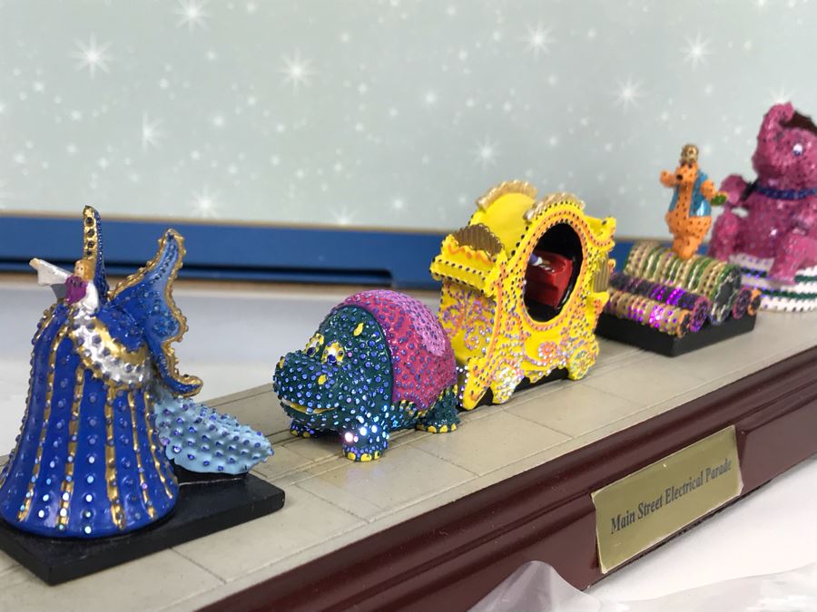 Robert Olszewski Disneyland Main Street, USA Collection: First Edition Main Street Electrical Parade (Set #4) By Robert Olszewski Disney Theme Park Attraction Miniature Model With Box And COA 10.75W X 2.75D X 3H DL0604 (Estimate $300-$700) [Photo 9]