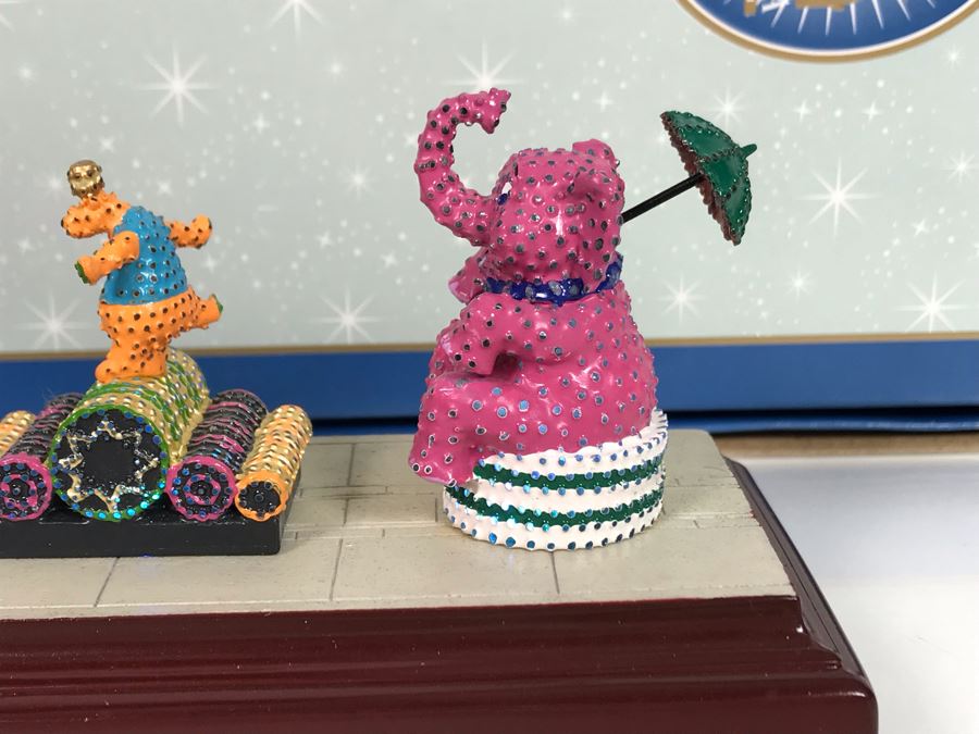 Robert Olszewski Disneyland Main Street, USA Collection: First Edition Main Street Electrical Parade (Set #4) By Robert Olszewski Disney Theme Park Attraction Miniature Model With Box And COA 10.75W X 2.75D X 3H DL0604 (Estimate $300-$700) [Photo 8]