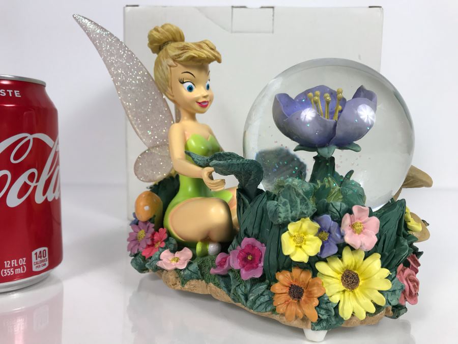 Walt Disney's Peter Pan Tinker Bell Figurine Globe With Box 8.5W X 6.75H [Photo 2]