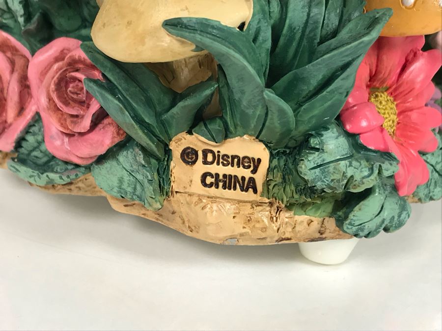 Walt Disney's Peter Pan Tinker Bell Figurine Globe With Box 8.5W X 6.75H [Photo 8]