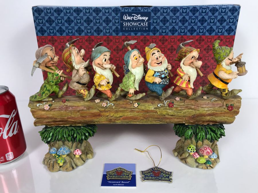 The Walt Disney Showcase Collection 'Homeward Bound' Snow White And The Seven Dwarfs Disney Traditions With Box [Photo 4]