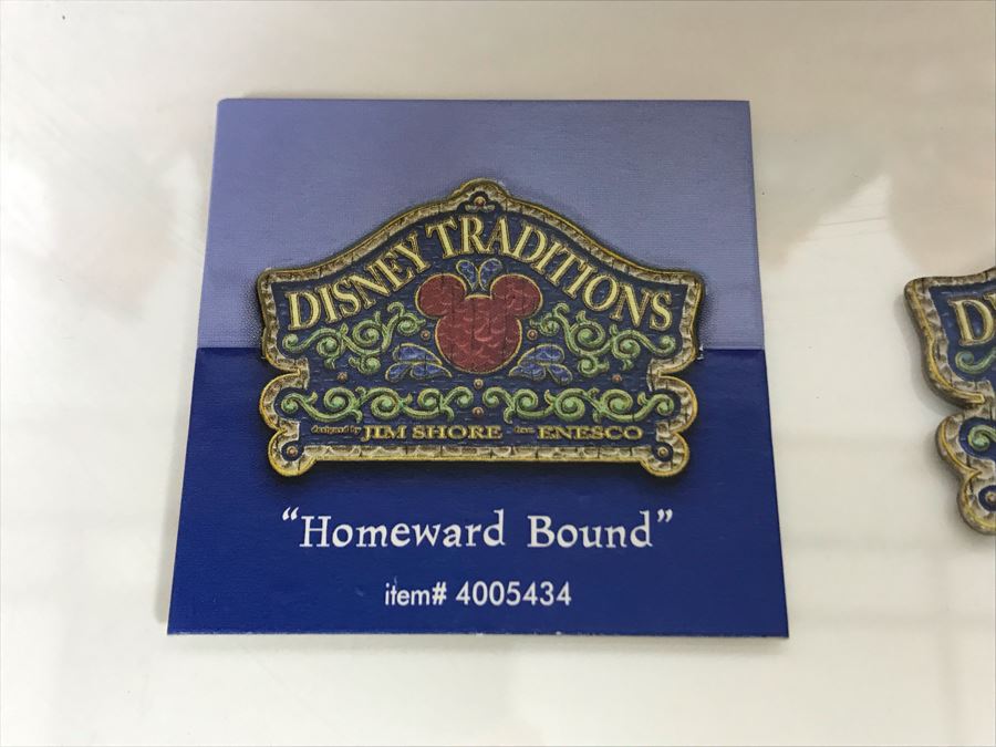 The Walt Disney Showcase Collection 'Homeward Bound' Snow White And The Seven Dwarfs Disney Traditions With Box [Photo 6]