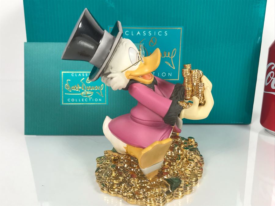Classics Walt Disney Collection Scrooge McDuck Money Money Money Figurine With Box 11K411520 [Photo 5]