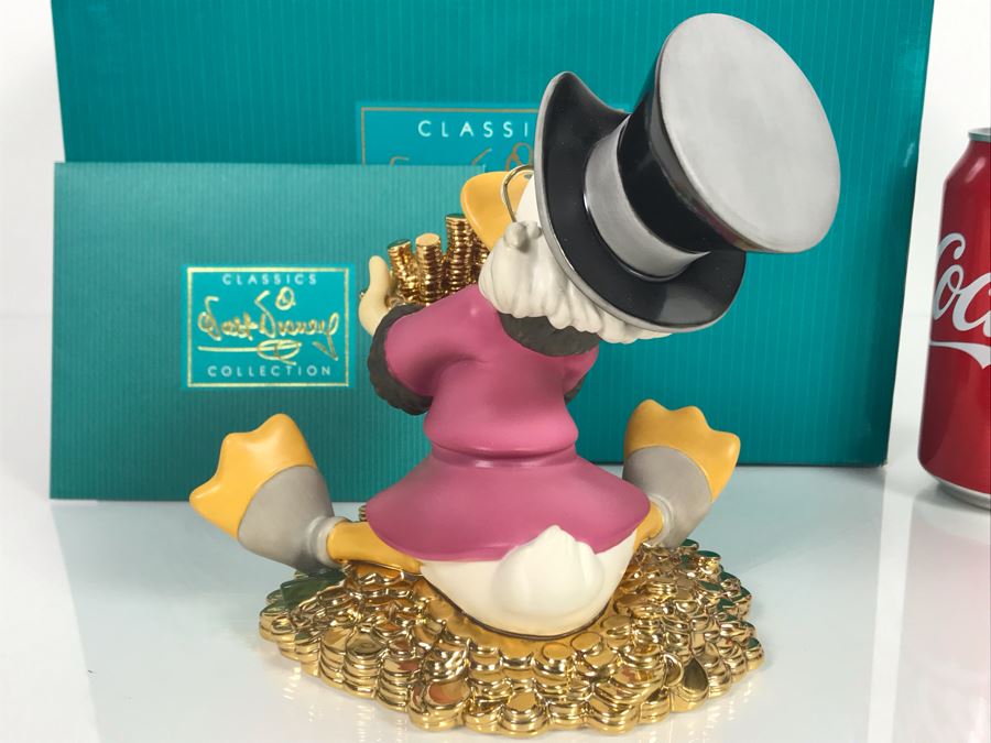 Classics Walt Disney Collection Scrooge McDuck Money Money Money Figurine With Box 11K411520 [Photo 6]