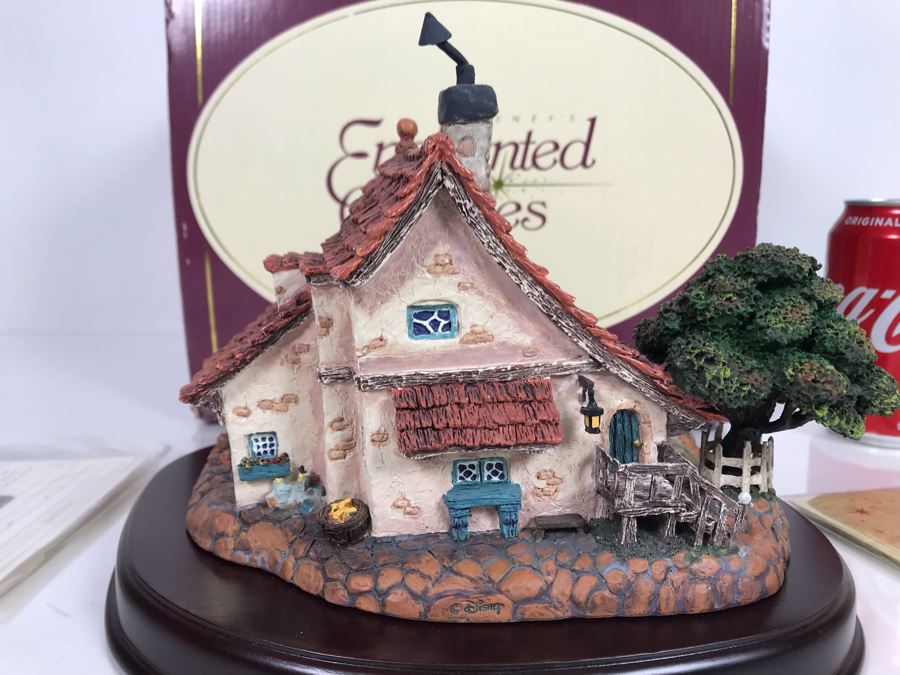 Walt Disney Classics Collection Geppetto's Toy Shop From Pinocchio Disney's Enchanted Places Figurine With Box 9W X 7H [Photo 10]