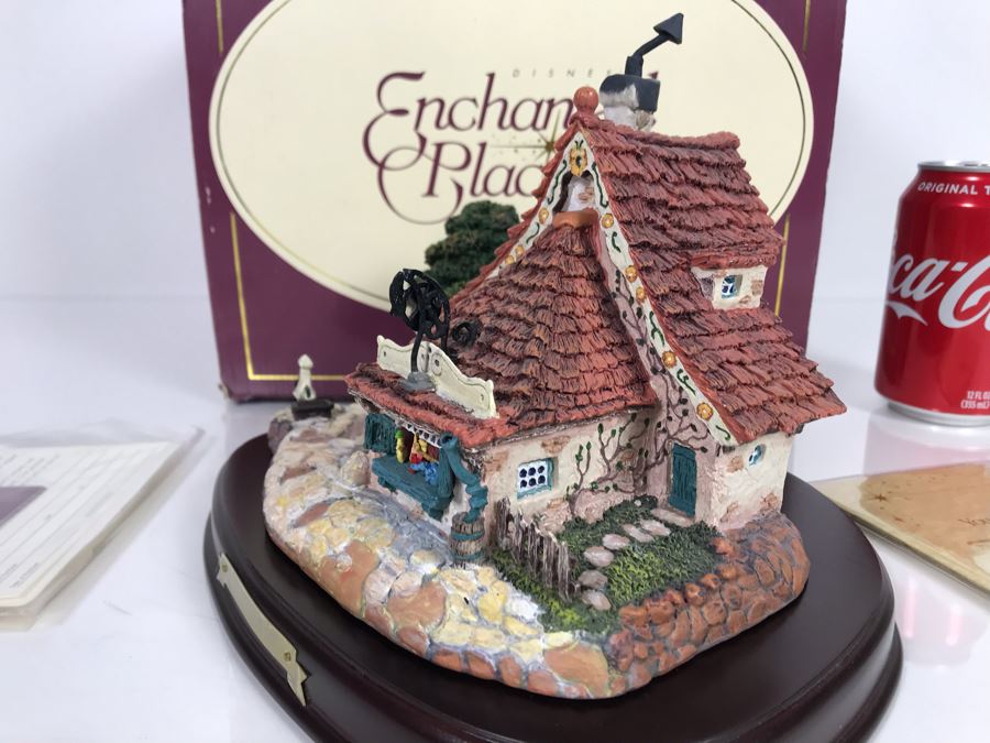 Walt Disney Classics Collection Geppetto's Toy Shop From Pinocchio Disney's Enchanted Places Figurine With Box 9W X 7H [Photo 7]