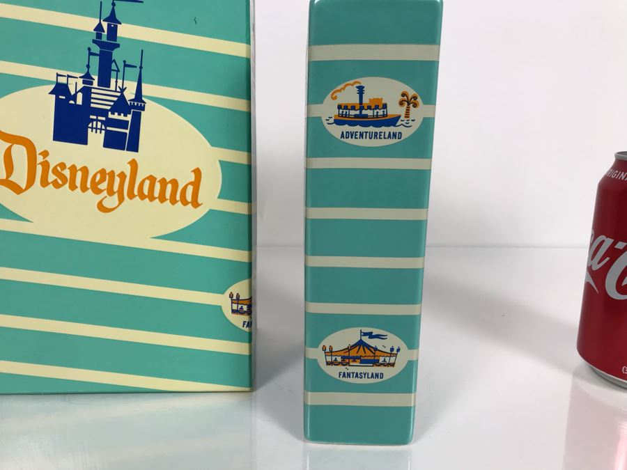 Ceramic Reproduction 1950s Disneyland Park Popcorn Box Adapted By Kevin Kidney & Jody Daily LE 1955 With Box (Estimate $100-$300) [Photo 5]
