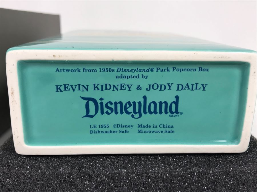 Ceramic Reproduction 1950s Disneyland Park Popcorn Box Adapted By Kevin Kidney & Jody Daily LE 1955 With Box (Estimate $100-$300) [Photo 6]