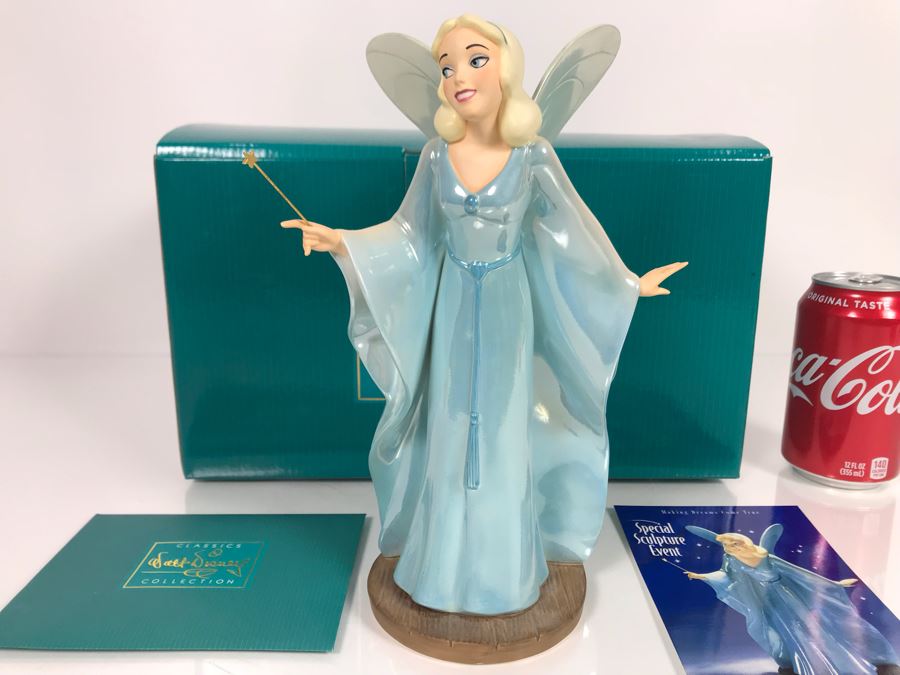 Walt hot Disney Classics Collection Pinocchio Blue Fairy