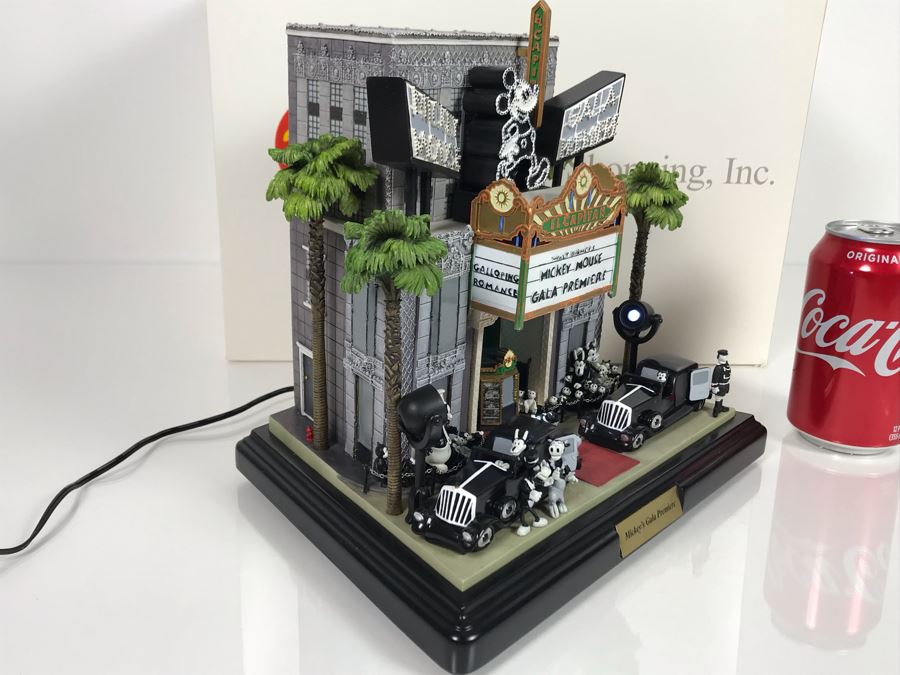Robert Olszewski Limited Edition 500 Disney's 'Mickey's Gala Premiere' Sculpture Figurine With Certificate Of Authenticity And Box 10.5W X 7.5D X 8.5H [Photo 17]