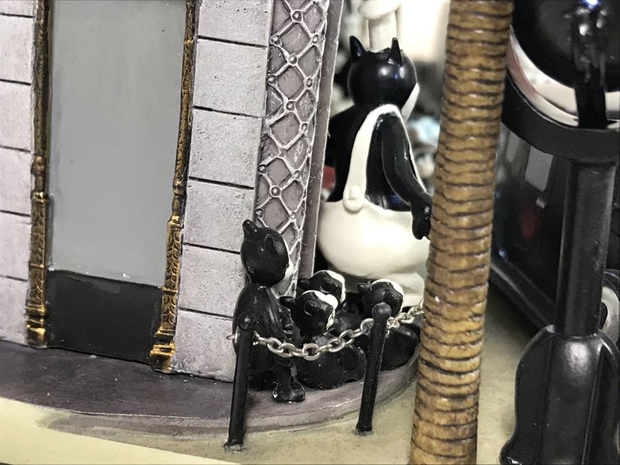 Robert Olszewski Limited Edition 500 Disney's 'Mickey's Gala Premiere' Sculpture Figurine With Certificate Of Authenticity And Box 10.5W X 7.5D X 8.5H [Photo 29]