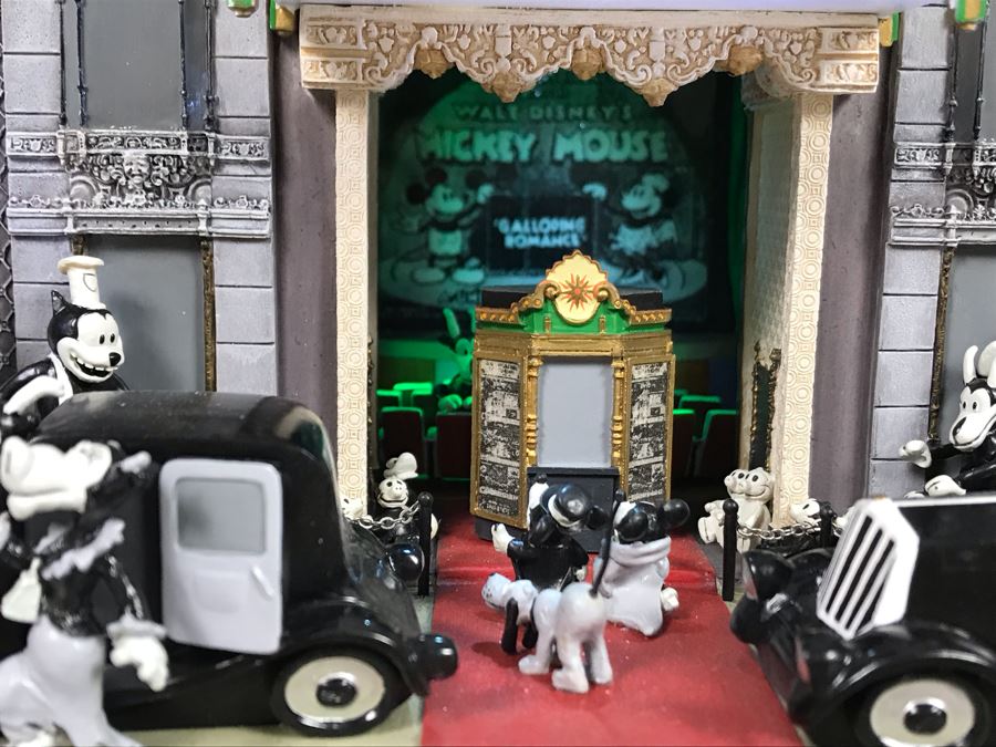 Robert Olszewski Limited Edition 500 Disney's 'Mickey's Gala Premiere' Sculpture Figurine With Certificate Of Authenticity And Box 10.5W X 7.5D X 8.5H [Photo 4]