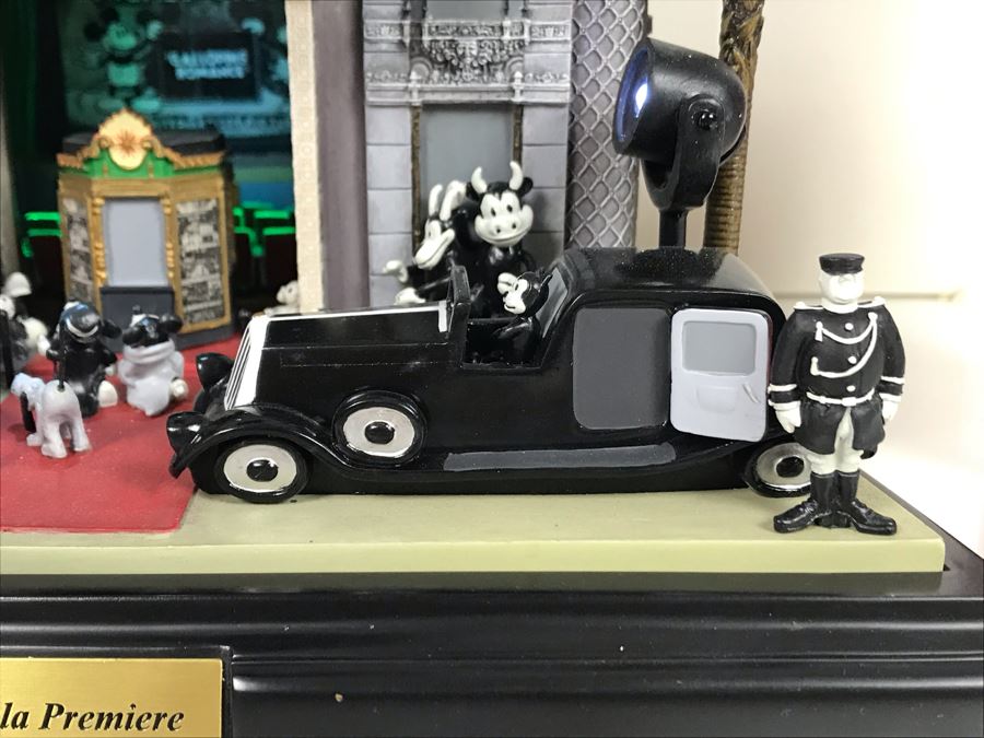 Robert Olszewski Limited Edition 500 Disney's 'Mickey's Gala Premiere' Sculpture Figurine With Certificate Of Authenticity And Box 10.5W X 7.5D X 8.5H [Photo 11]