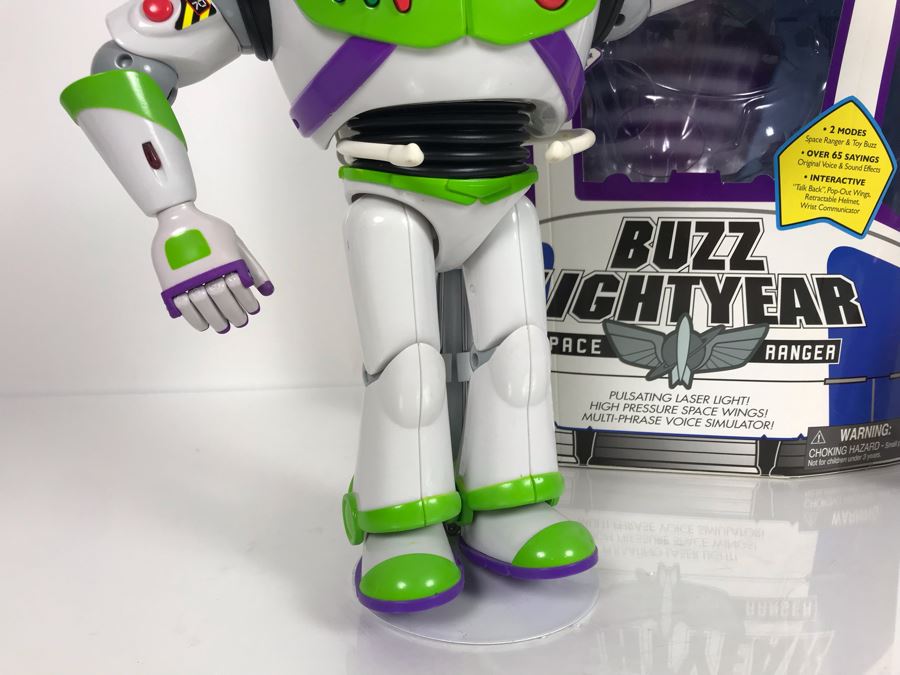 Disney PIXAR Toy Story Buzz Lightyear Space Ranger Certified Movie Replica Collector's Edition By Thinkway Toys With Box And Certificate Of Authenticity [Photo 3]
