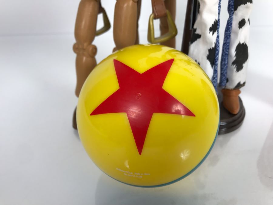 Disney PIXAR Toy Story Jessie Cowgirl With Bullseye Horse And Toy Story Ball Movie Replica [Photo 5]