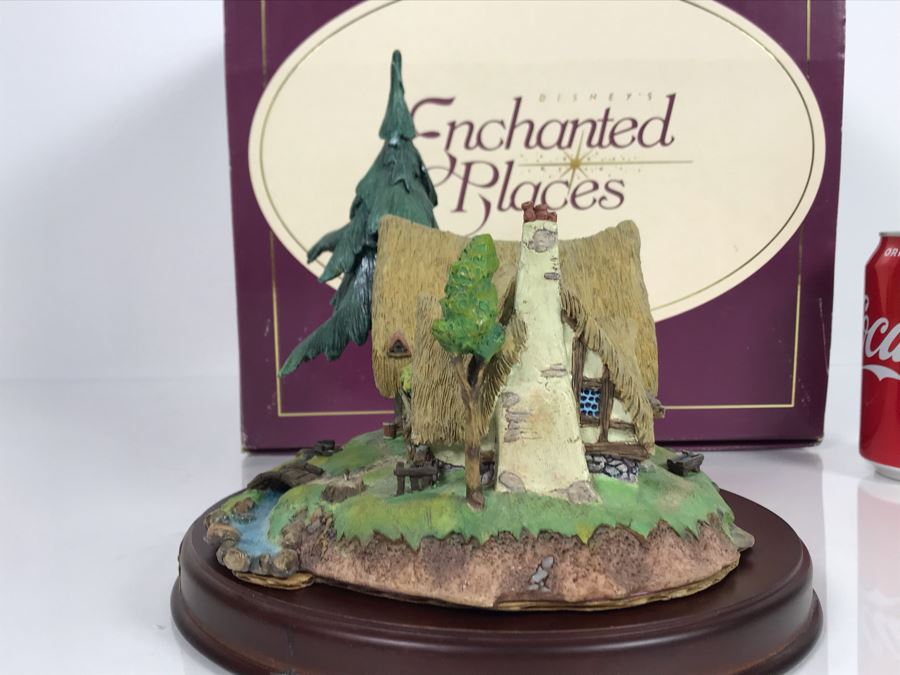 Walt Disney's Enchanted Places Seven Dwarfs' Cottage From Snow White And The Seven Dwarfs Walt Disney Classics Collection With Box [Photo 9]