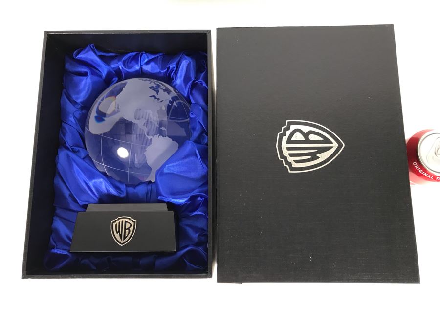 Rare Limited Edition Of 400 Warner Brothers Bros Executive Crystal Lighted Globe Ball With Box [Photo 6]