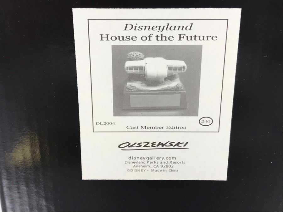 Rare HAND SIGNED By Robert Olszewski Cast Member Limited Edition 500 Disneyland's House Of The Future Attraction Miniature Replica With Certificate Of Authenticity And Box DL-2004 [Photo 15]