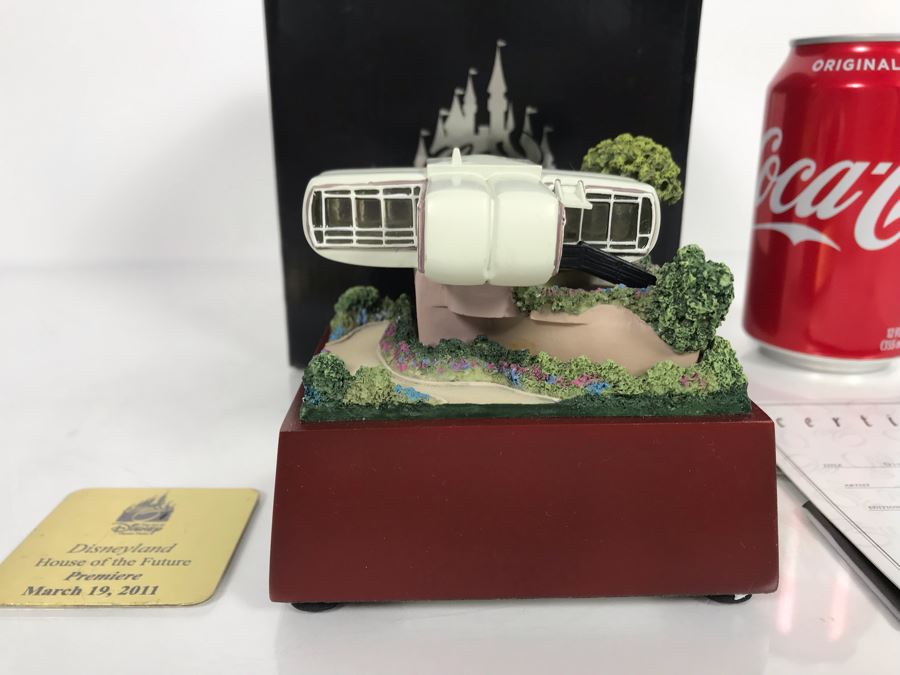 Rare HAND SIGNED By Robert Olszewski Cast Member Limited Edition 500 Disneyland's House Of The Future Attraction Miniature Replica With Certificate Of Authenticity And Box DL-2004 [Photo 5]