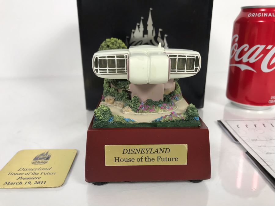 Rare HAND SIGNED By Robert Olszewski Cast Member Limited Edition 500 Disneyland's House Of The Future Attraction Miniature Replica With Certificate Of Authenticity And Box DL-2004 [Photo 4]