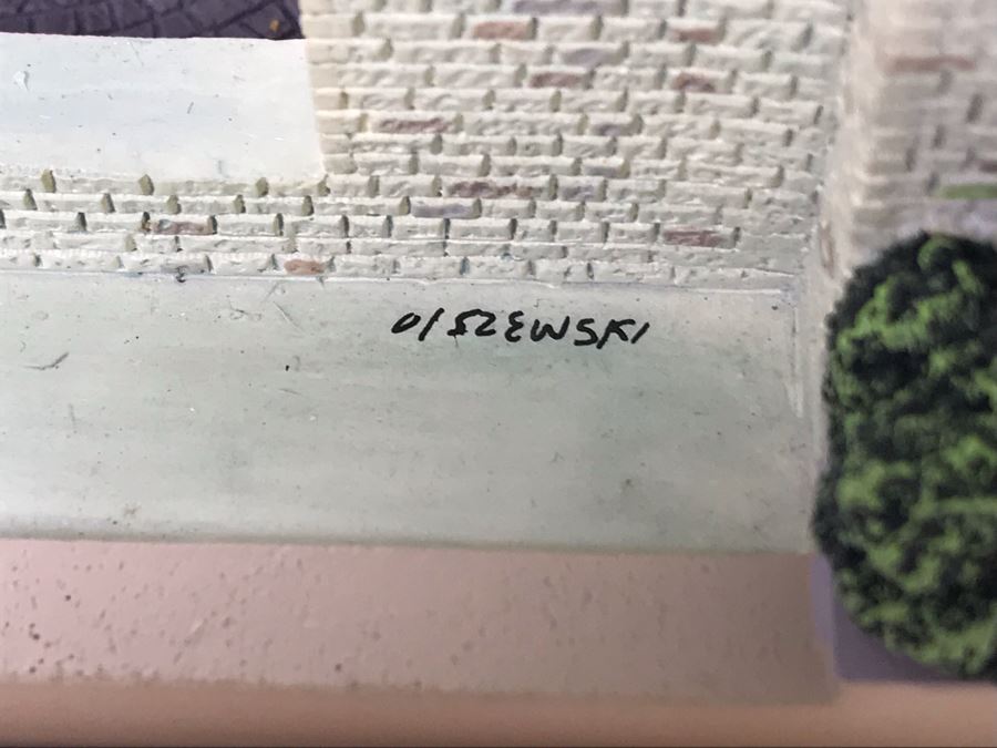 Rare HAND SIGNED By Robert Olszewski First Edition Disneyland's Snow White's Scary Adventure Fantasyland Attraction Miniature Replica With 2 Scenes, Certificate Of Authenticity And Box DL1010 (Last One Sold For $1,500) [Photo 2]