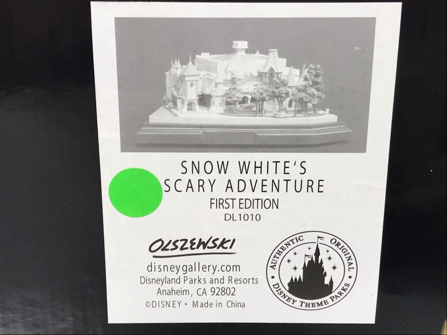 Rare HAND SIGNED By Robert Olszewski First Edition Disneyland's Snow White's Scary Adventure Fantasyland Attraction Miniature Replica With 2 Scenes, Certificate Of Authenticity And Box DL1010 (Last One Sold For $1,500) [Photo 27]
