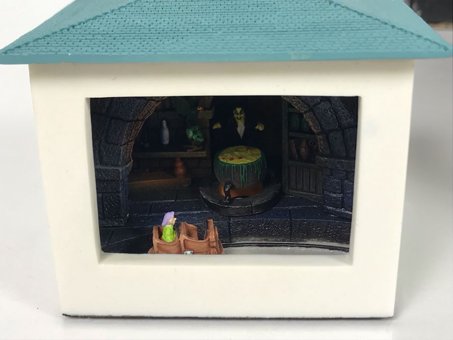 Rare HAND SIGNED By Robert Olszewski First Edition Disneyland's Snow White's Scary Adventure Fantasyland Attraction Miniature Replica With 2 Scenes, Certificate Of Authenticity And Box DL1010 (Last One Sold For $1,500) [Photo 23]