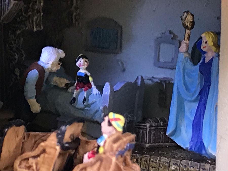 Rare HAND SIGNED By Robert Olszewski First Edition Disneyland's Pinocchio's Daring Journey Fantasyland Attraction Miniature Replica With 2 Scenes, Certificate Of Authenticity And Box DL1011 (Last One Sold For $1,700) [Photo 30]