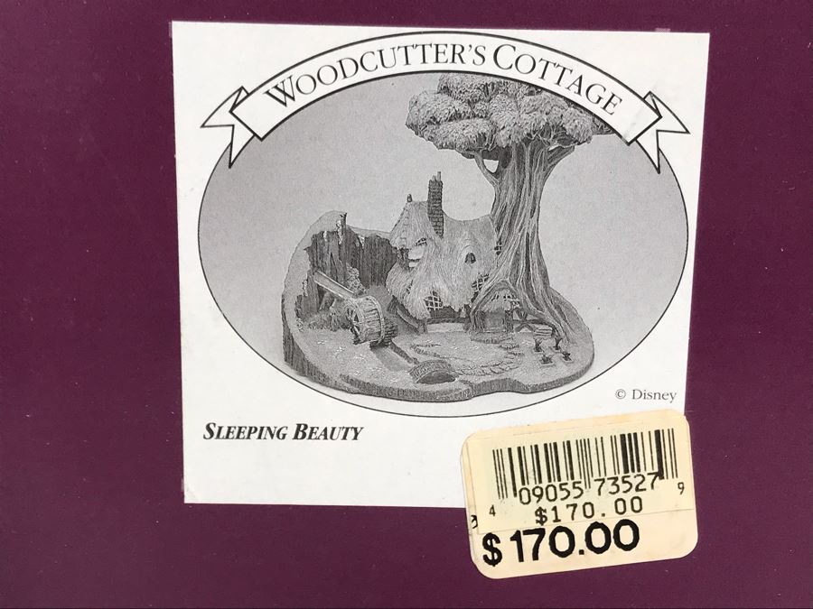 Walt Disney Classics Collection Sleeping Beauty Woodcutter's Cottage Sculpture Figurine From Disney's Enchanted Places Collection With Box [Photo 2]