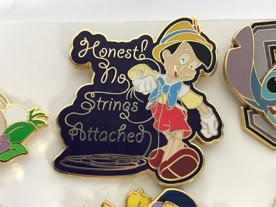 Collection Of Walt Disney Disneyland Pins Trading Pins [Photo 5]