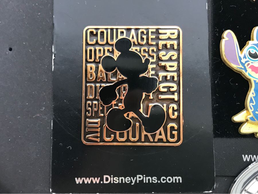 Collection Of Walt Disney Disneyland Pins Trading Pins [Photo 6]