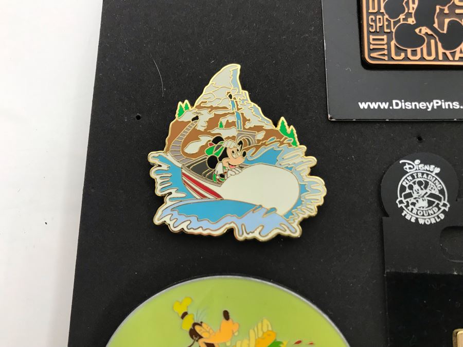 Collection Of Walt Disney Disneyland Pins Trading Pins [Photo 11]