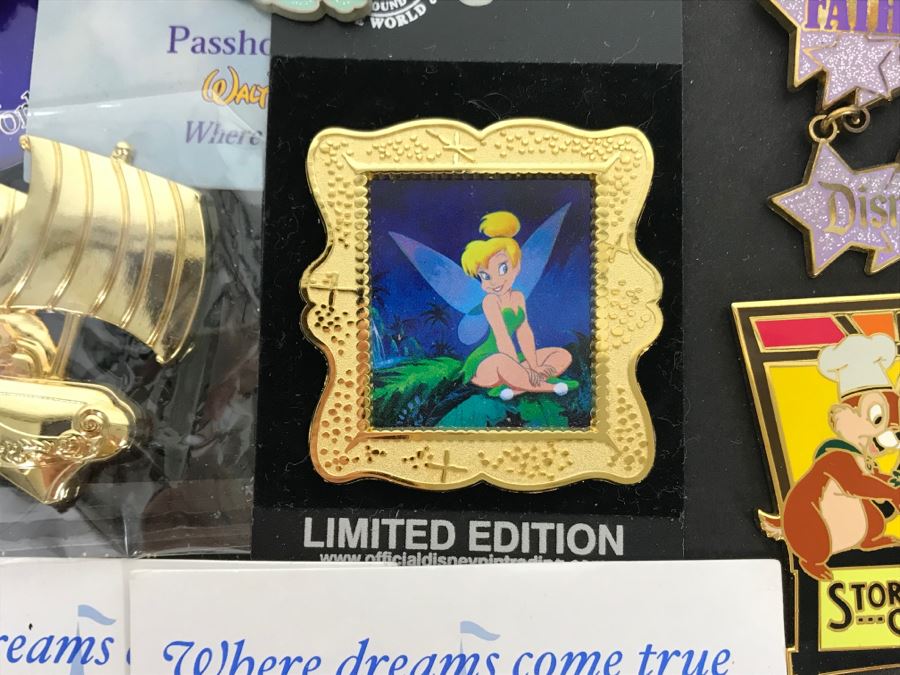 Collection Of Walt Disney Disneyland Pins Trading Pins [Photo 20]