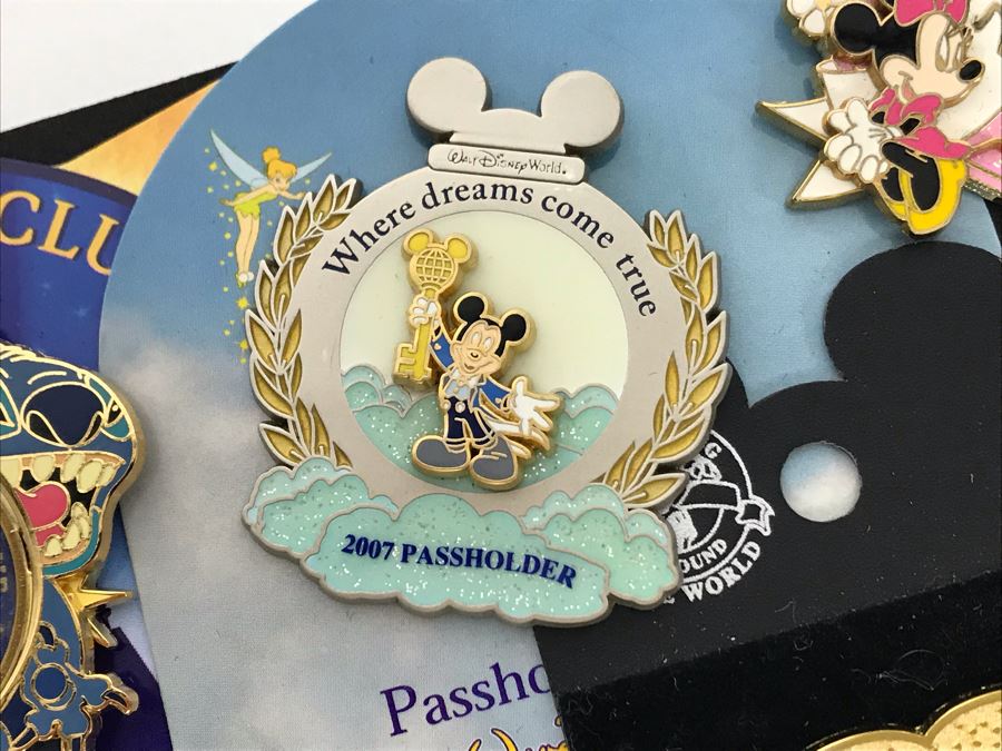 Collection Of Walt Disney Disneyland Pins Trading Pins [Photo 7]