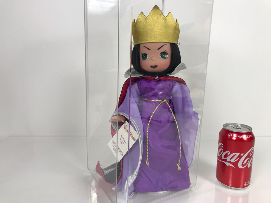 HAND SIGNED By Linda Rick Disney Parks The Doll Maker Precious Moments Evil Queen Doll Item No. 5034 With Acrylic Display Case [Photo 3]