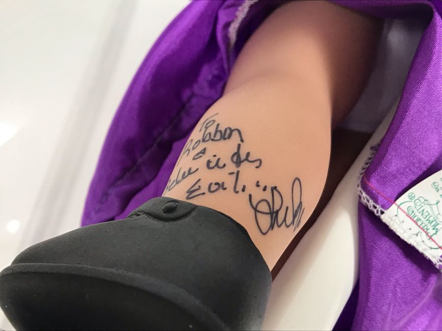 HAND SIGNED By Linda Rick Disney Parks The Doll Maker Precious Moments Evil Queen Doll Item No. 5034 With Acrylic Display Case [Photo 10]