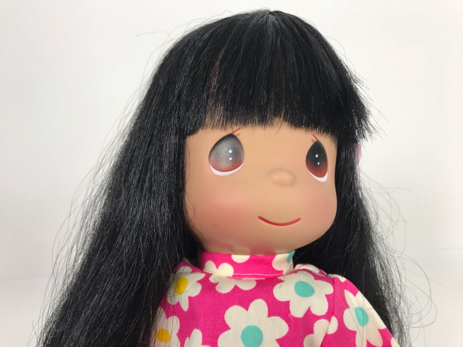 HAND SIGNED By Linda Rick Disney Parks Precious Moments Lilo Hawaiian Disney Doll Item No. 4939 With Acrylic Display Case [Photo 8]