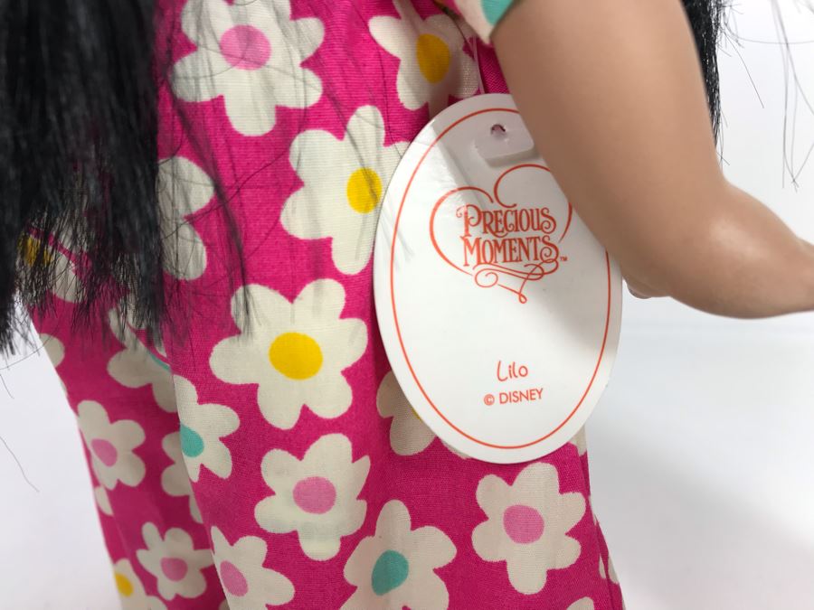 HAND SIGNED By Linda Rick Disney Parks Precious Moments Lilo Hawaiian Disney Doll Item No. 4939 With Acrylic Display Case [Photo 6]