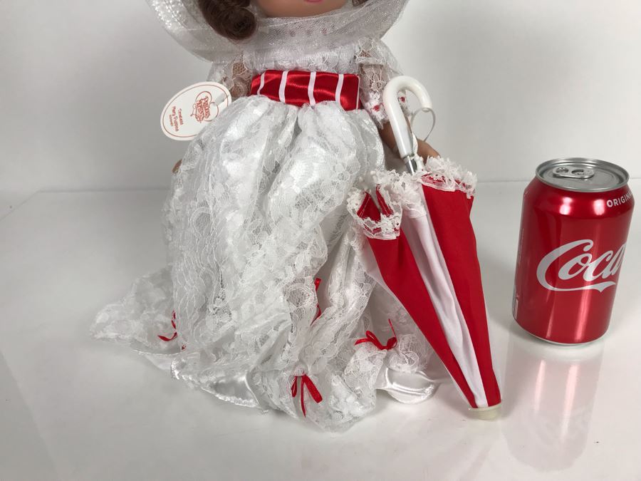 Disney Parks Precious Moments Timeless Mary Poppins Disney Doll With Acrylic Display Case [Photo 6]