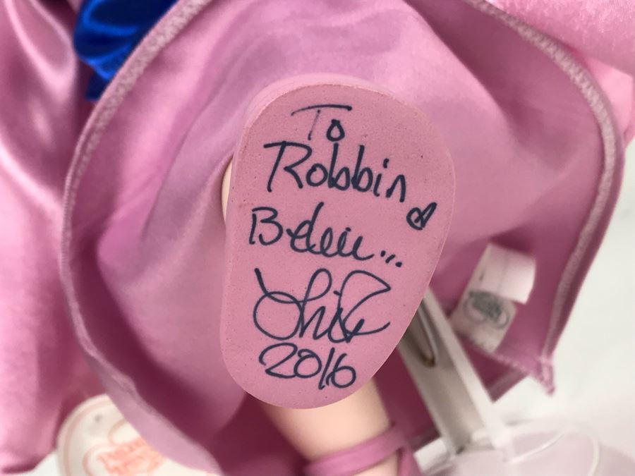 HAND SIGNED By Linda Rick Disney Parks Precious Moments Classic Mulan Disney Doll Item No. 5221 With Acrylic Display Case [Photo 11]