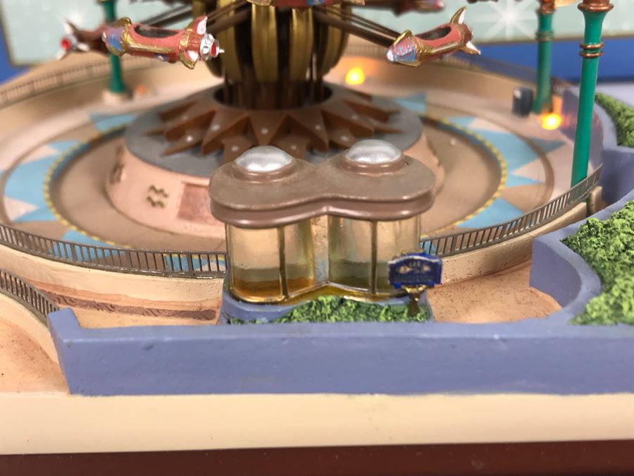 HAND SIGNED By Robert Olszewski Astro Orbitor Disneyland Main Street, USA Disney Theme Park Attraction Miniature Model With Box - Client Had Orbitor Mechanized But Not Rotating When Tested [Photo 11]