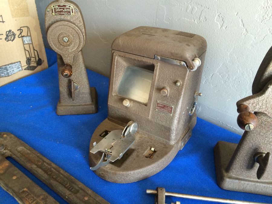 Vintage Bell and Howell Filmo 16mm Viewer, Camera, and dual Rewinders [Photo 2]