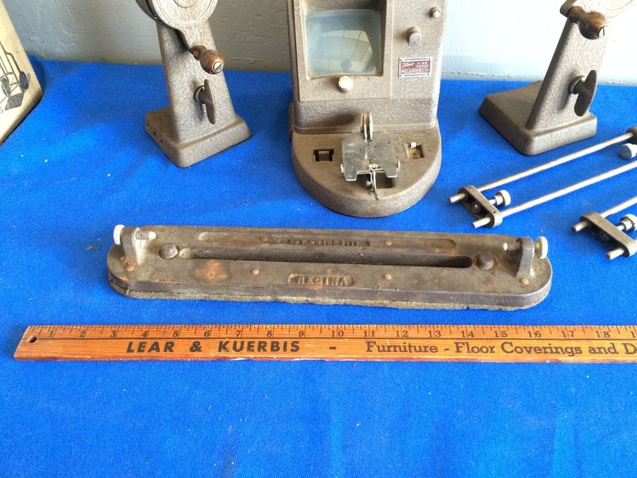 Vintage Bell and Howell Filmo 16mm Viewer, Camera, and dual Rewinders [Photo 10]