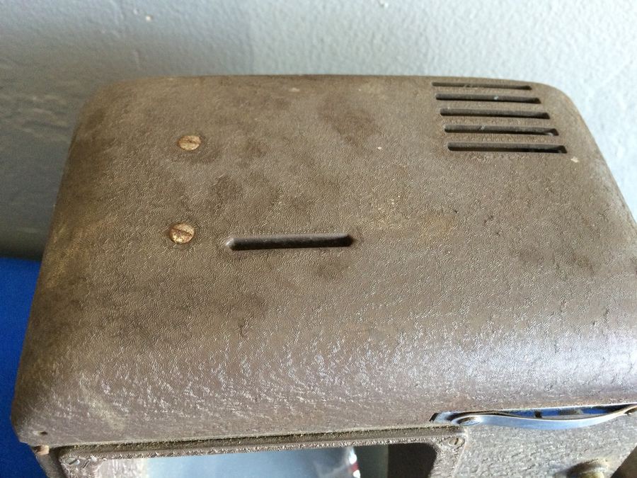 Vintage Bell and Howell Filmo 16mm Viewer, Camera, and dual Rewinders [Photo 13]