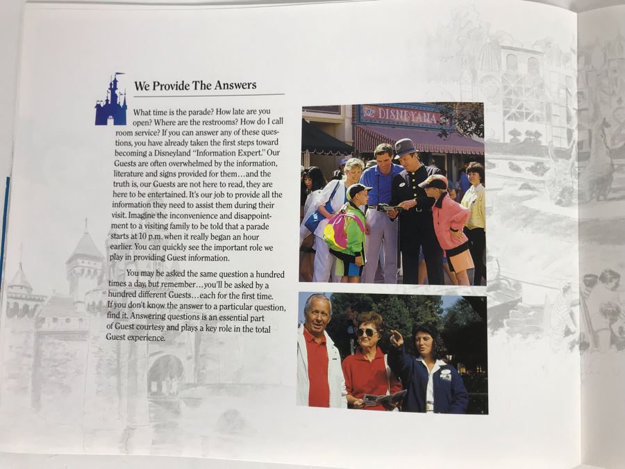 Disneyland Ephemera New Employee Courtesy Standards Welcome Book [Photo 11]