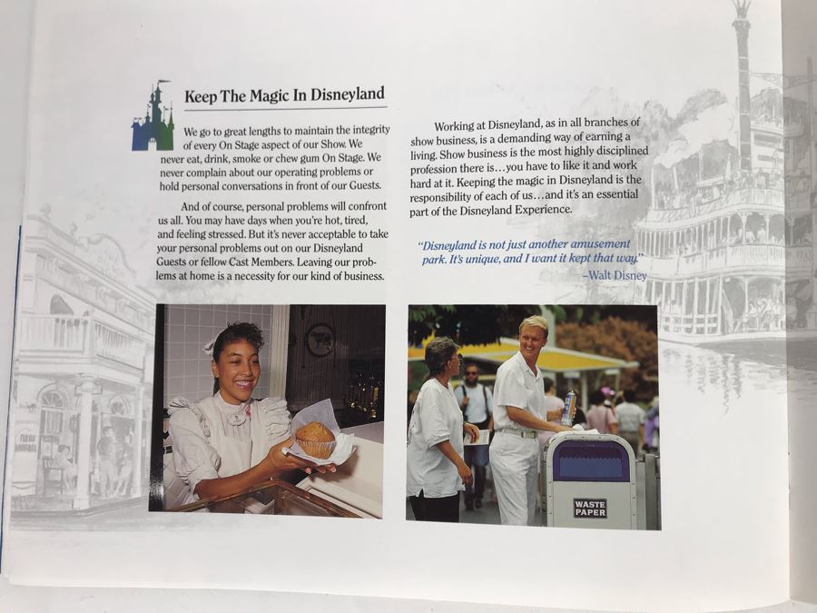 Disneyland Ephemera New Employee Courtesy Standards Welcome Book [Photo 13]