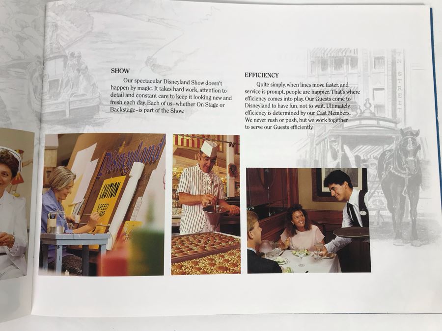 Disneyland Ephemera New Employee Courtesy Standards Welcome Book [Photo 8]