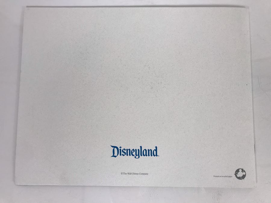 Disneyland Ephemera New Employee Courtesy Standards Welcome Book [Photo 20]