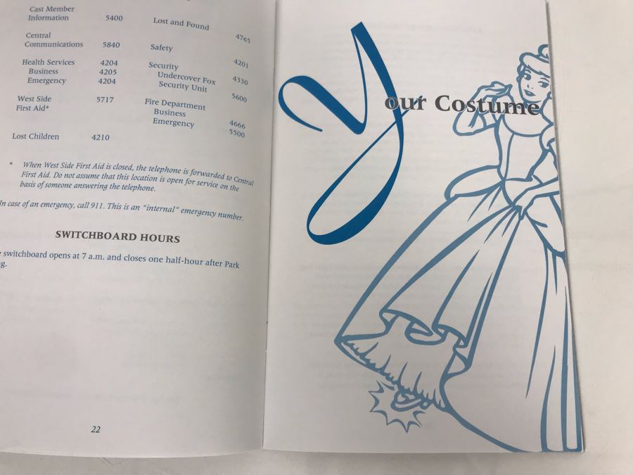 Disneyland Ephemera Disneyland Cast Member Employee Handbook, Standards, Responsibilities Manual [Photo 10]
