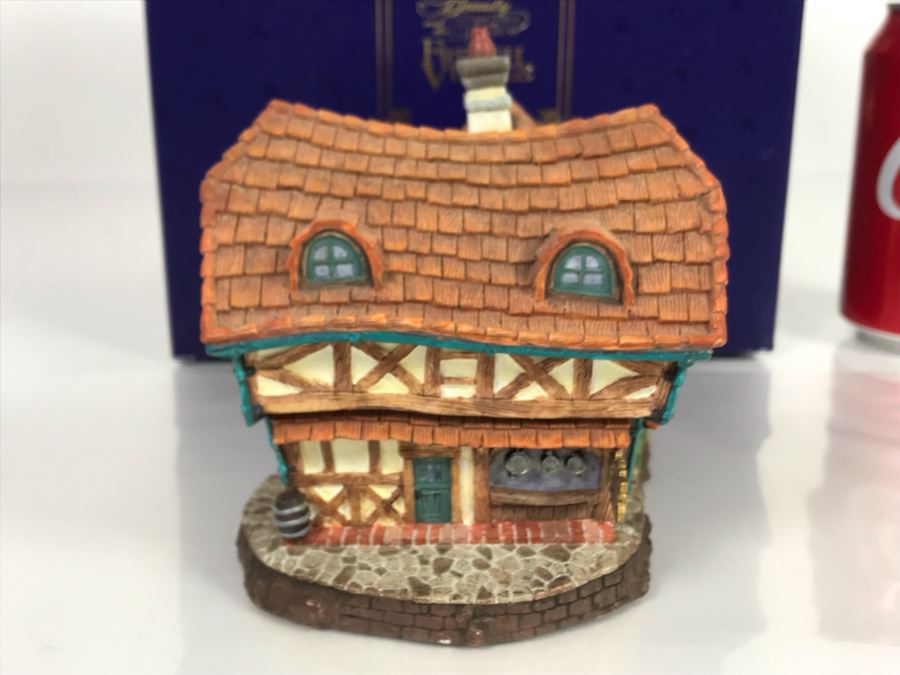 L'Argent French Village From Disney's Beauty And The Beast Village Figurine With Box (Residual Museum Wax On Bottom) [Photo 8]